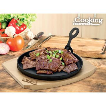 Heinner PLATOU SERVIRE ROTUND , 22 CM , FONTA PURA, CU MANER DETASABIL SI BAZA DIN LEMN