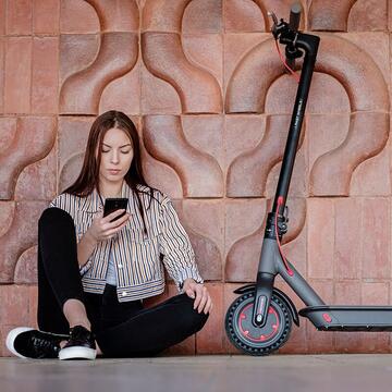 Rebel Trotineta electrica,viteza maxima 22, greutate maxima 120 kg, dimensiuni 108 x 43 x 114, acumulator Lithium-Ion, timp incarcare 4 ore, Gri, 12 luni