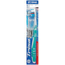Periute de dinti clasice Periuta de dinti Trisa Cool&Fresh Soft, cu capac de protectie cadou