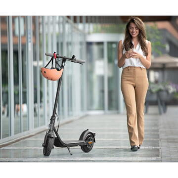 Segway Trotineta electrica  F20D  20 km/h 250W 5100 mAh Negru