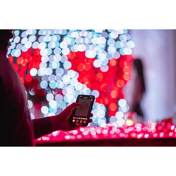 Cortina led Twinkly Curtain 210 LED RGB+W 2,1 m