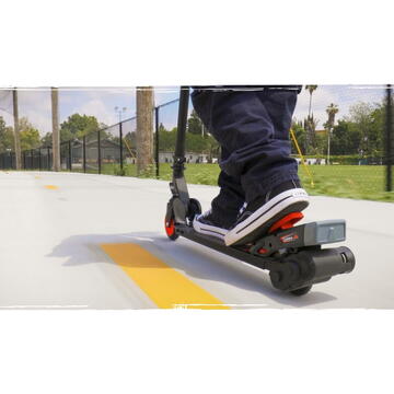 Trotineta electrica Trotineta Razor Turbo A negru 16 km/h