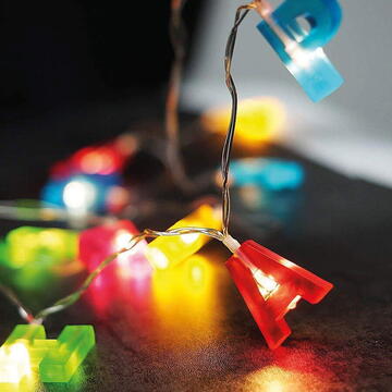 Family Pound Șir de lumini LED pentru zile de naștere - „La mulți ani” - 13 LED-uri - 2 x AA - 2 m