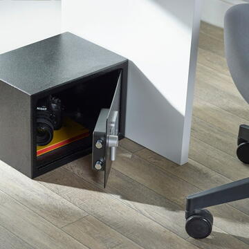 Seifuri si casete de valori Yale YSV/250/DB2, 16.3 l, Antifurt, Negru