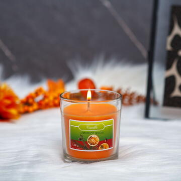 Vog und Arths Lumânare parfumată – "Mirodenie de Crăciun" – 120 g