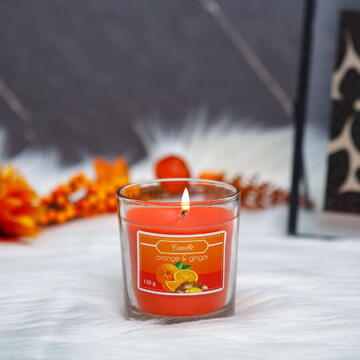 Vog und Arths Lumânare parfumată - portocale și ghimbir - 120 g