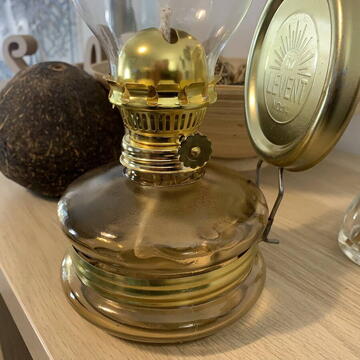 Lampa cu gaz lampant Vivatechnix Classic TR-1003M, rezervor sticla, oglinda metal, Maro