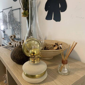 Lampa cu gaz lampant Vivatechnix Classic TR-1002A, rezervor sticla cu catifea, oglinda metal, Bej